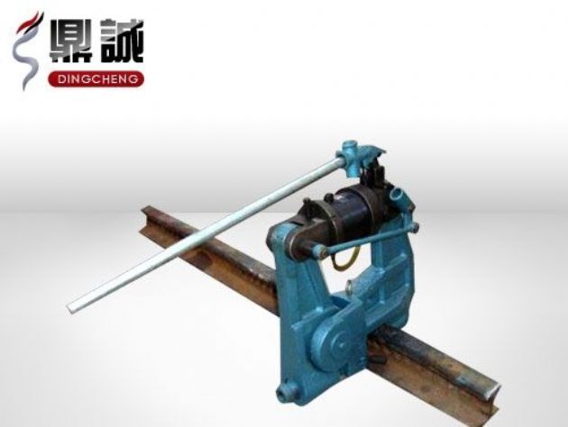 點擊查看詳細信息<br>標題：液壓鋼軌擠孔機 閱讀次數：4321